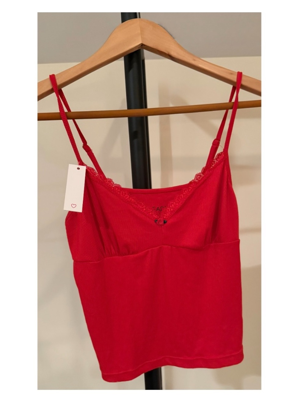 SugarB Red nwt size large Lace-Trim Ribbed Cami Tank top with rose
